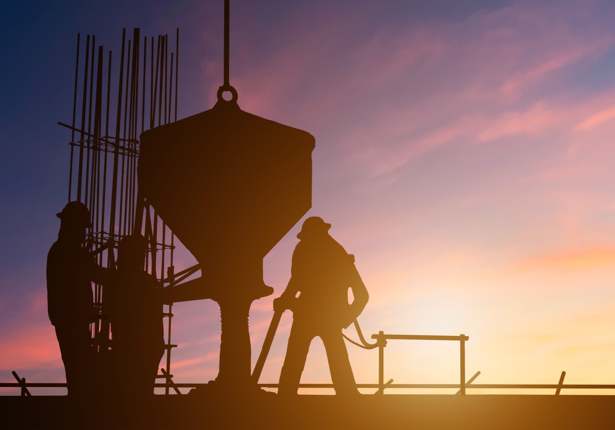 silhouette-teams-worker-construction-pouring-concrete-construction-sites-through-blurry-construction-sites-sunset silhouette-teams-worker-construction-pouring-concrete-construction-sites-through-blurry-construction-sites-sunset